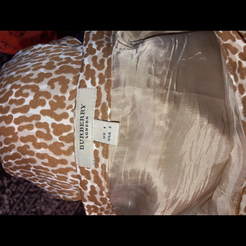 Classic Silk Burberry Leopard Cheetah 🦒 Animal Print skirt sz 4 - Picture 10 of 10